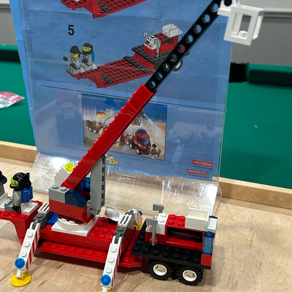 Retired. 4 LEGO Town sets: Police, Fire and Rescue - Picture 4 of 14